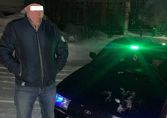 В Сасовском районе полицейские остановили пьяного водителя ВАЗа