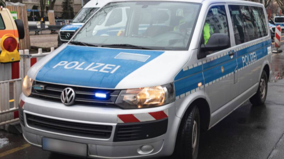 На западе Германии во время патрулирования застрелили двух полицейских