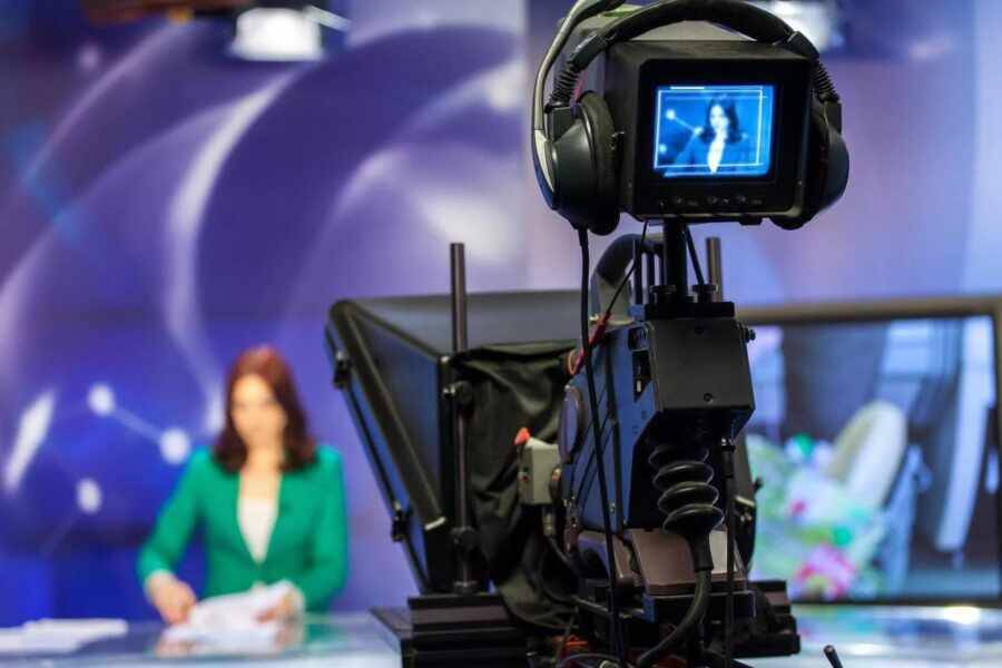 На Украине сотрудница государственного телеканала призналась в ненависти к «мове»