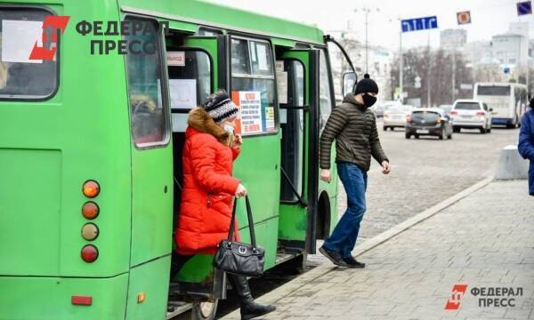 Водители городских автобусов массово не вышли на работу в Челябинске