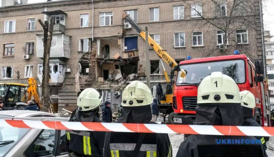В Запорожье выросло число жертв взрыва в жилом доме