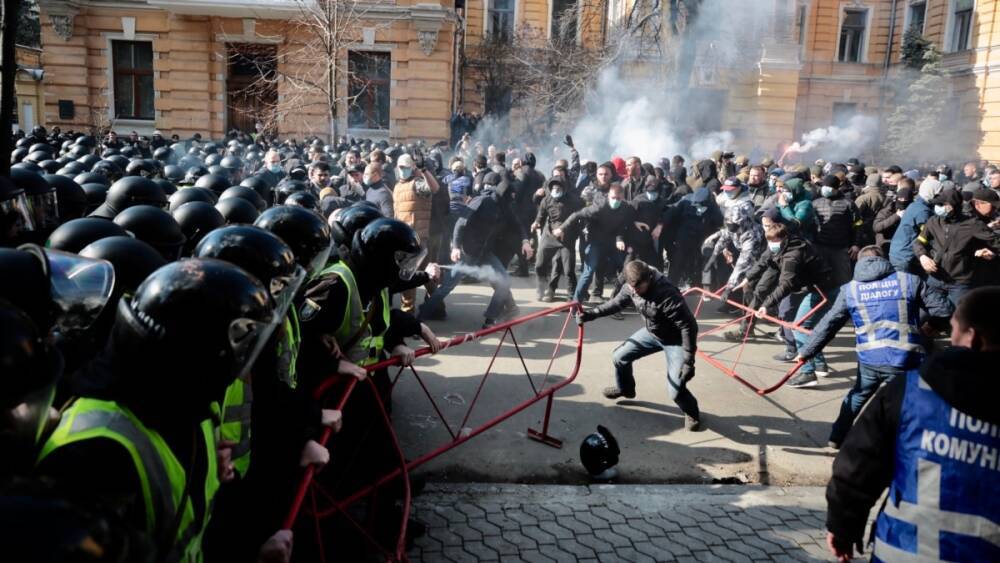 МВД Украины: в Киеве готовили беспорядки с бутафорской кровью