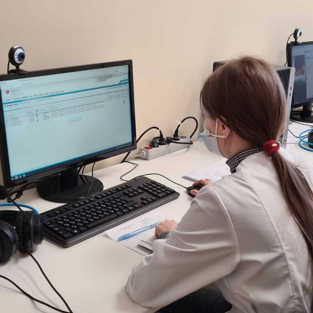 Сахалинские врачи провели 80 видеоконсультаций для пациентов с ОРВИ