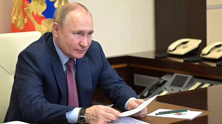 Песков заявил об отсутствии у Путина планов встретиться с зарубежными лидерами на ОИ