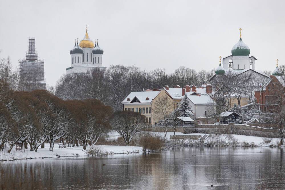 Небольшой снег прогнозируют в Псковской области 1 февраля