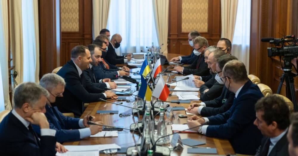 Делегации Украины и Польши согласовали позиции по таможне и транспорту
