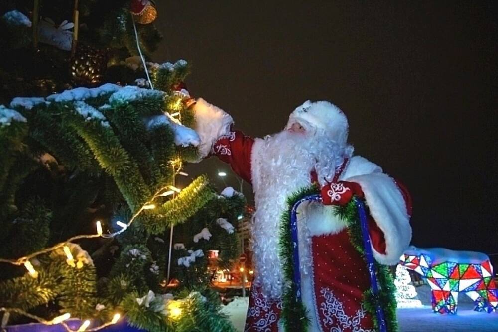 Более половины россиян ищут подработку в период новогодних праздников