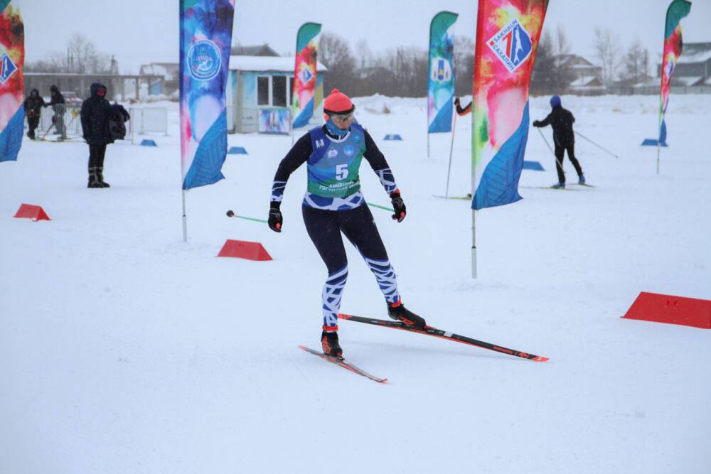 Сахалинские лыжники определили сильнейших на "Троицком спринте"