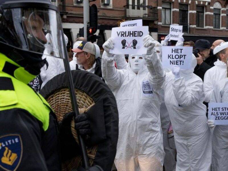 В Германии прошли массовые акции протеста против коронавирусных ограничений