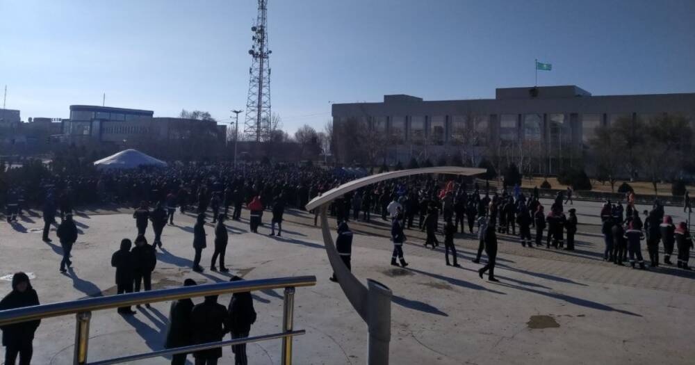В казахстанском Актау "активисты" призывают участников восстания расходиться по домам — СМИ
