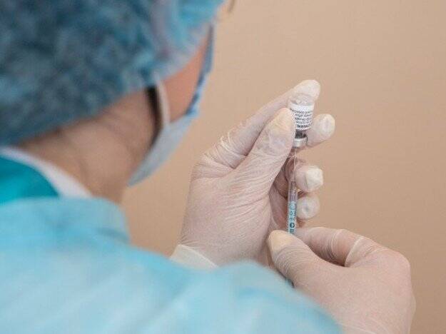 В Украине разрешили бустерную дозу вакцины против covid-19 в возрасте от 18 лет