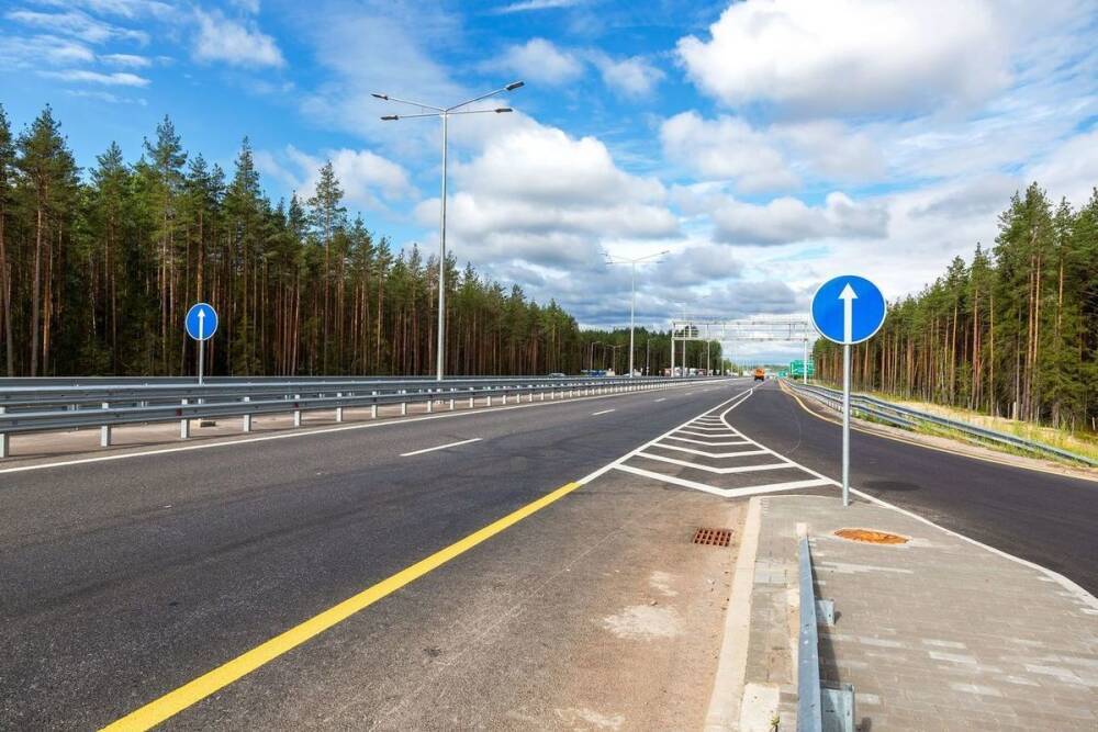 В Петербурге и Ленобласти отремонтировали 418 км дорог за 2021 год