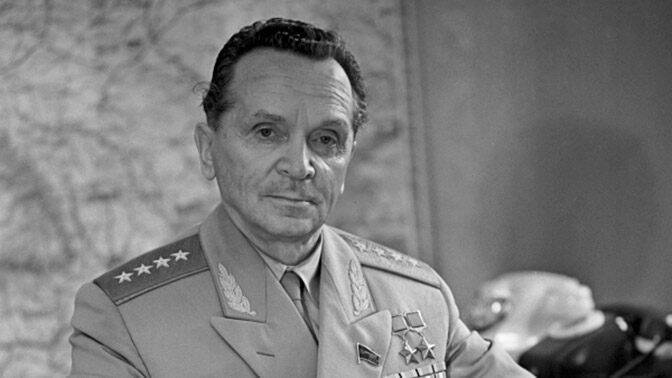 «Это наш Суворов»: какого советского генерала так называл маршал Рокоссовский - Русская семерка