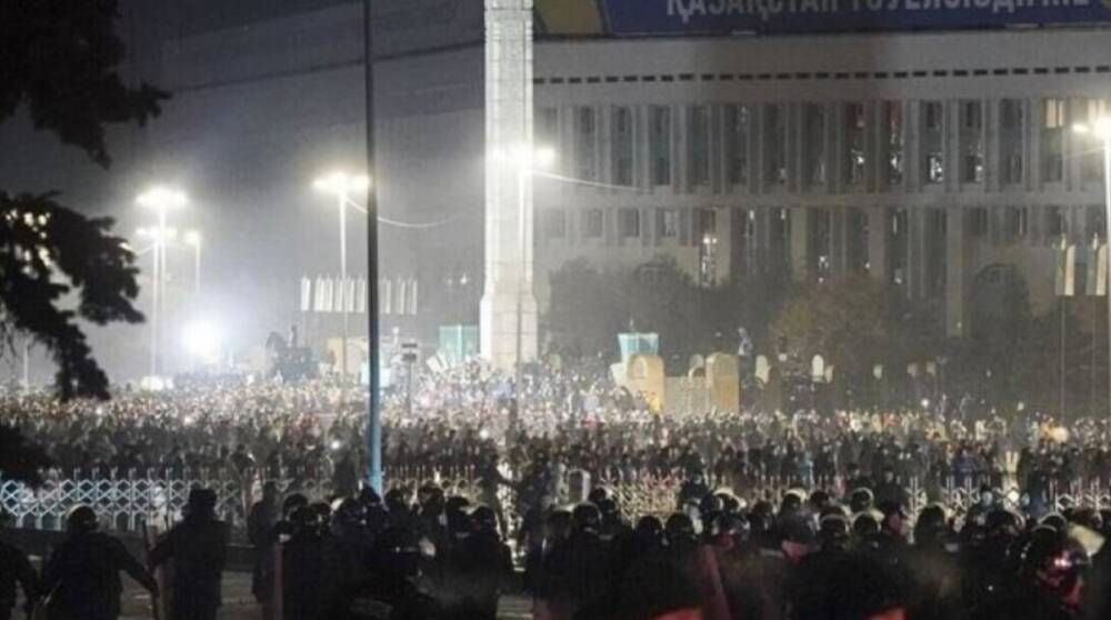 В Алматы десятки людей погибли и ранены, больницы перегружены – СМИ