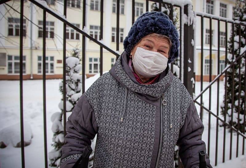 В Смоленской области за сутки от COVID-19 выздоровели почти 600 человек