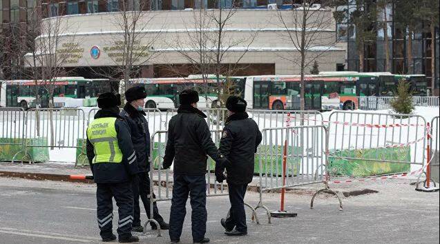 В Актюбинской области трое неизвестных попытались проникнуть в воинскую часть