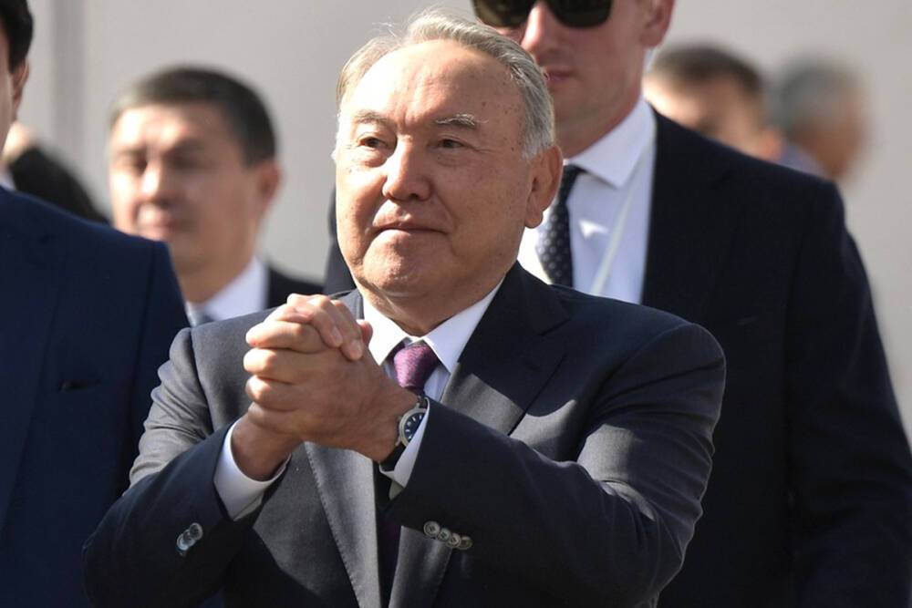 Телеграм-каналы заявили о бегстве Назарбаева из Казахстана