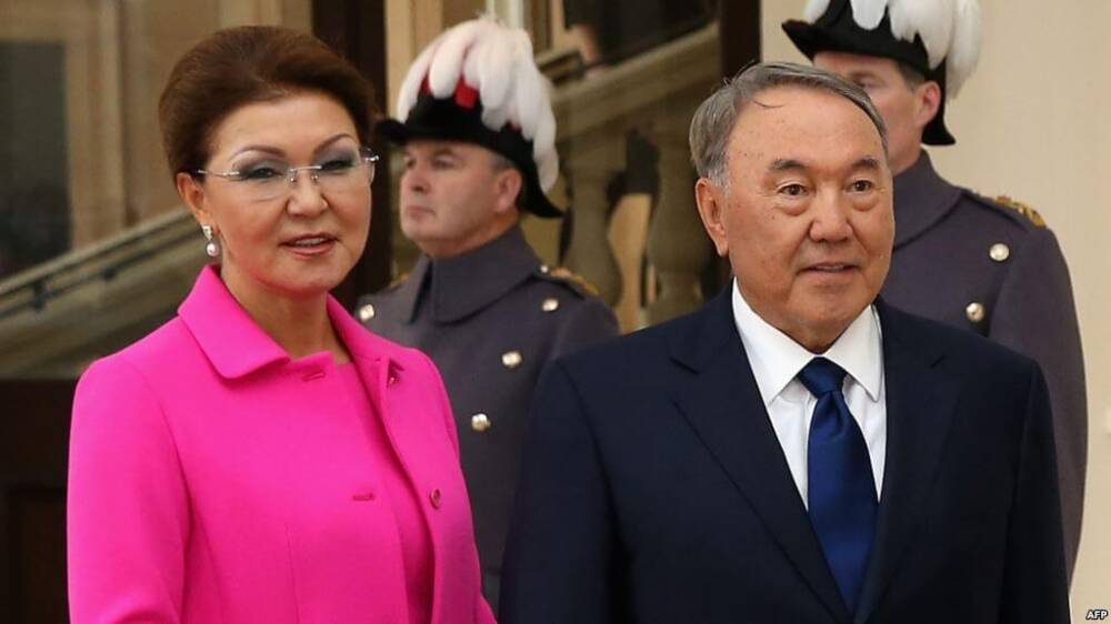 Orda: Нурсултан Назарбаев и его дочери покинули Казахстан