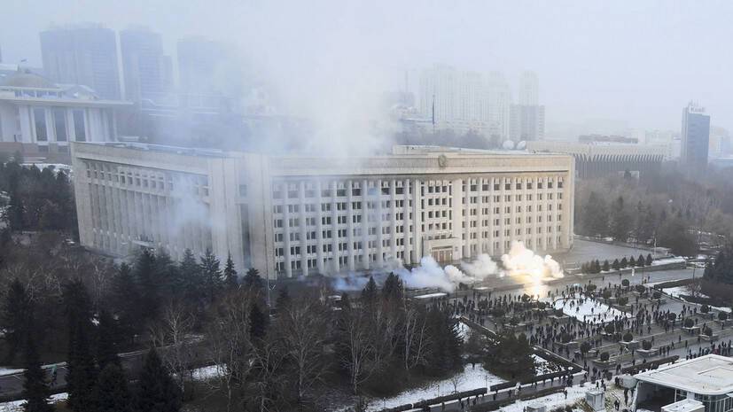 Токаев: террористы совершили на Алма-Ату по меньшей мере шесть волн нападений