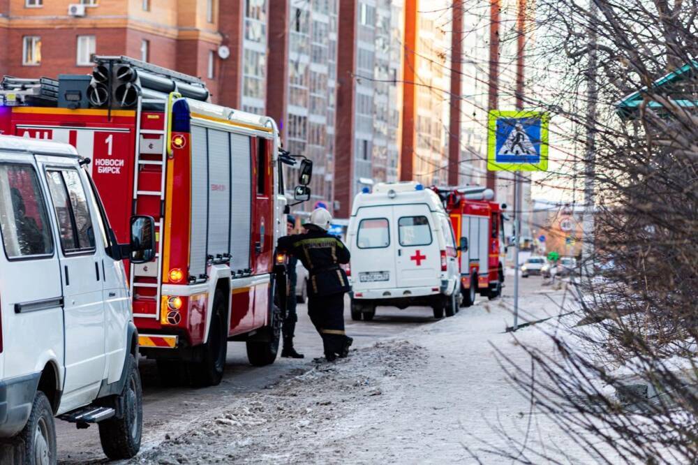 Четыре пенсионера погибли в горящем пансионате в Кузбассе