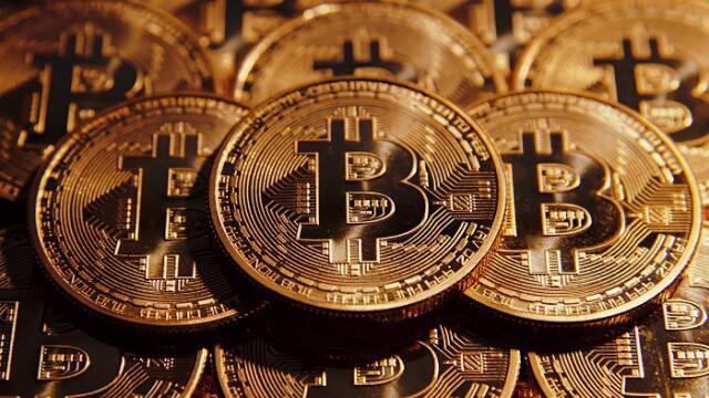 Вартість Bitcoin впала до найнижчого за останні місяці рівня