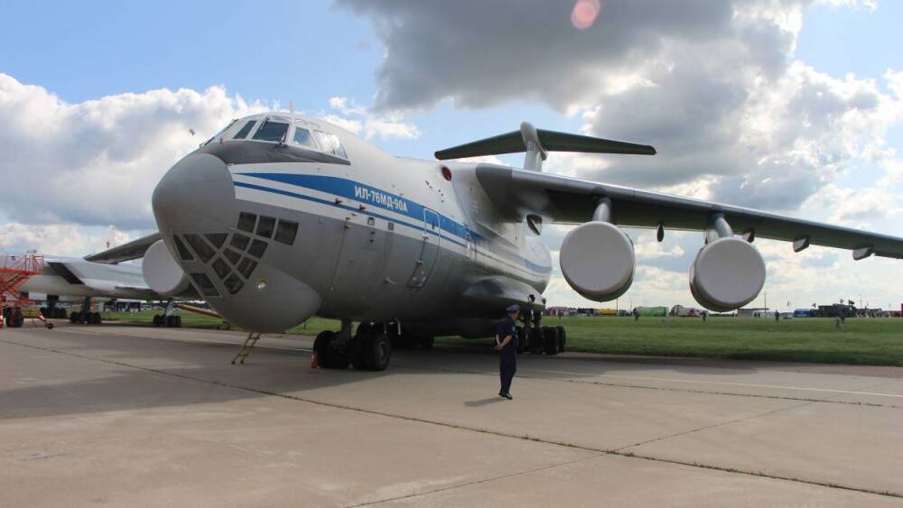 Самолеты ВКС РФ завершили переброску армянских миротворцев в Казахстан