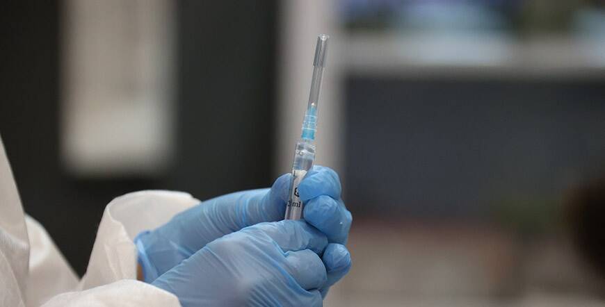 Украина утилизирует почти 600 тысяч доз вакцин от коронавируса
