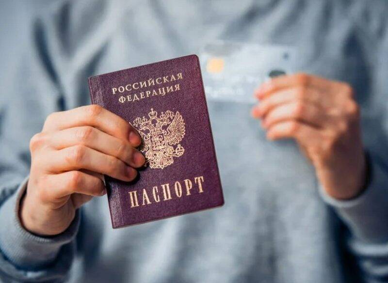 «Существует опасность двойных браков»: юристы об отмене обязательных штампов в паспорте