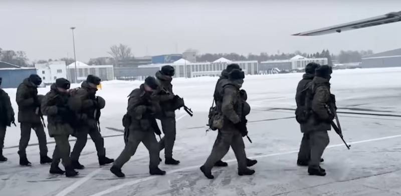 Российские миротворцы начали тренировки по предотвращению внештатных ситуаций в Казахстане