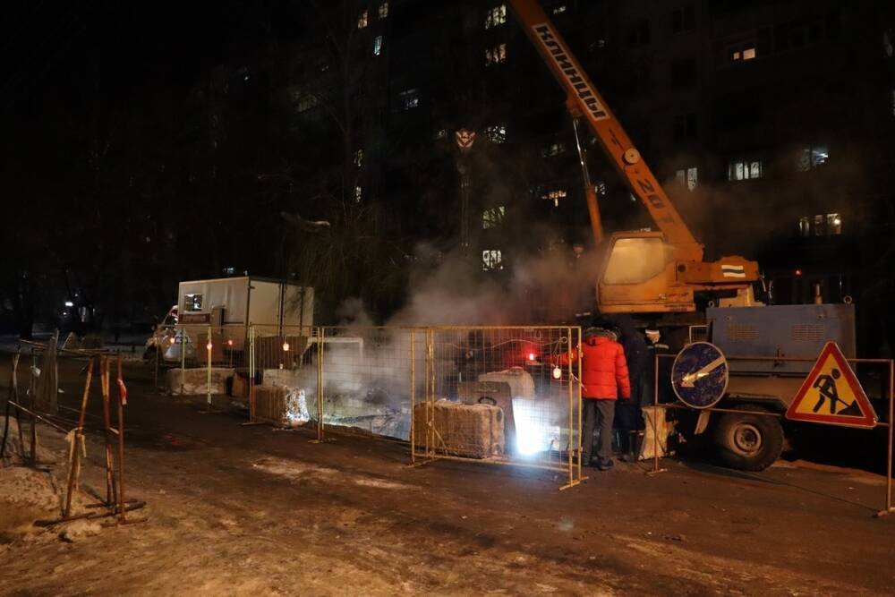 В Курске после аварии на Студенческой остаются без тепла и горячей воды квартиры