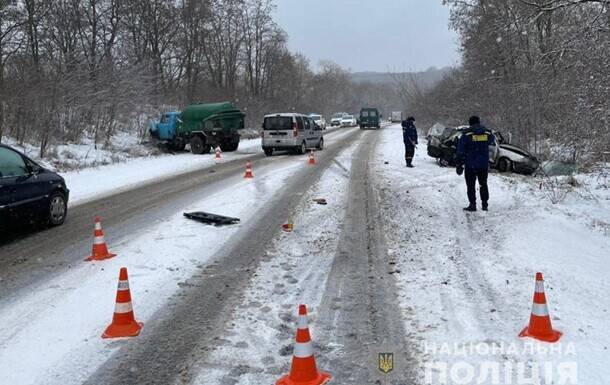 В Винницкой области в ДТП погибло три человека