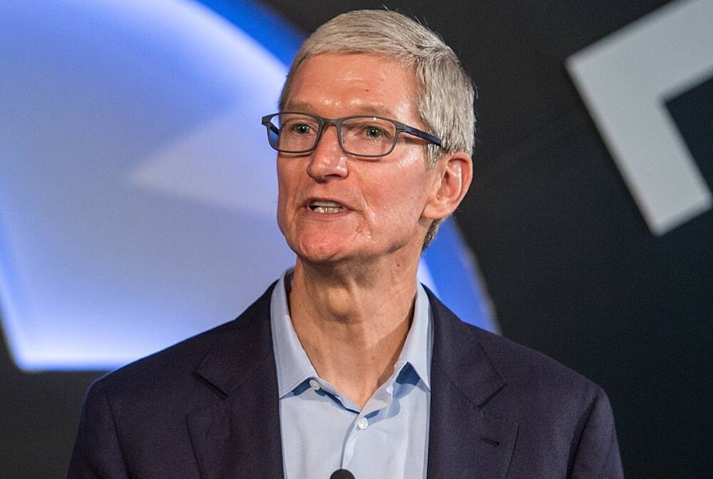 Заработок главы Apple вырос за год на 570% и достиг почти $100 млн