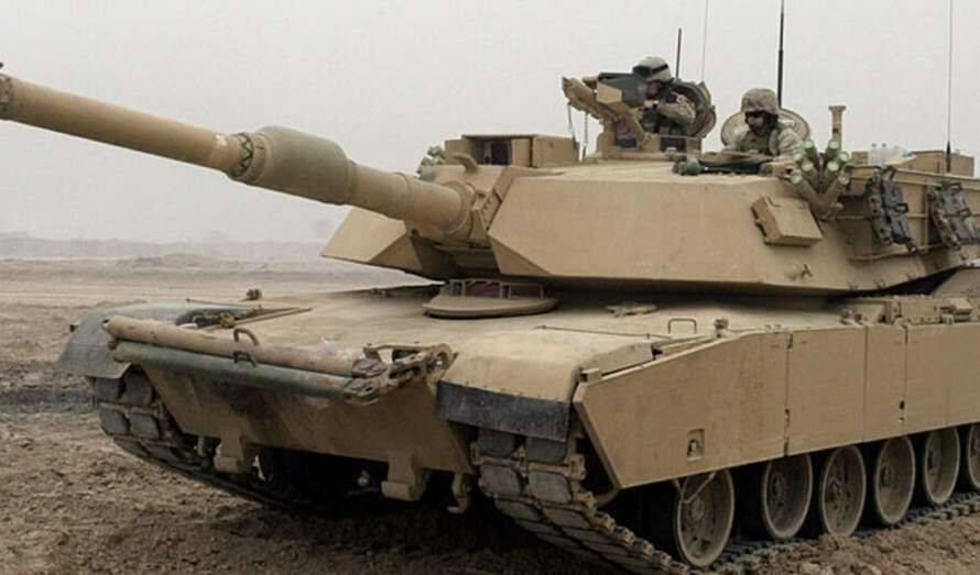 Військова допомога Україні: США планують передати танки