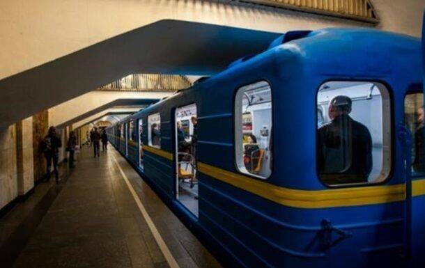 В Киеве возобновилась работа метро - Кличко