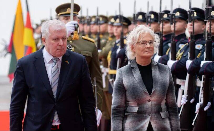 Министры: в случае кризиса бригада из Германии будет дислоцирована в Литве за 10 дней