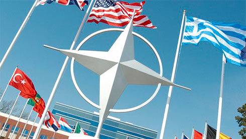 НАТО закликає компанії збільшити виробництво зброї для поповнення їх запасів, - ЗМІ