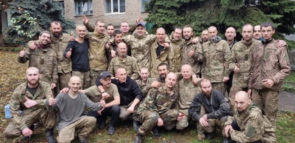 Україні вдалося повернути з російського полону ще 32 воїна