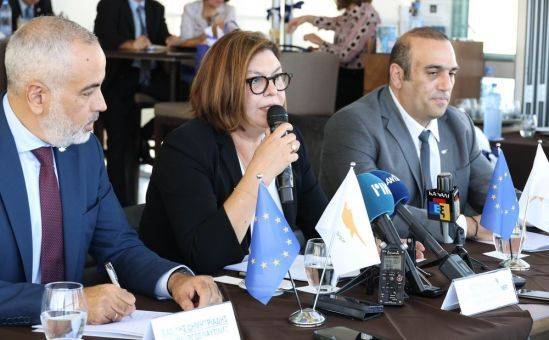 ЕС поддержит железную дорогу на Кипре