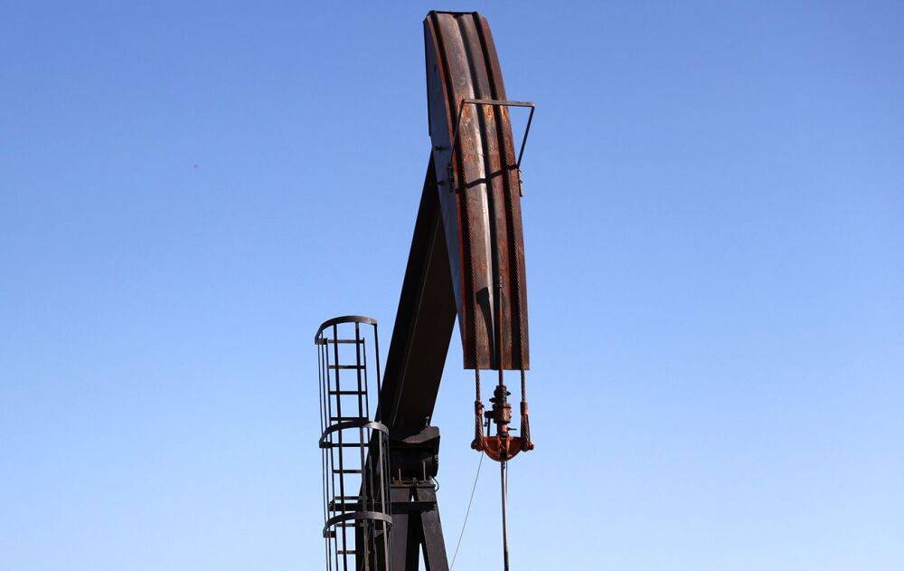 Нафта дешевшає після зниження прогнозу МВФ щодо світової економіки