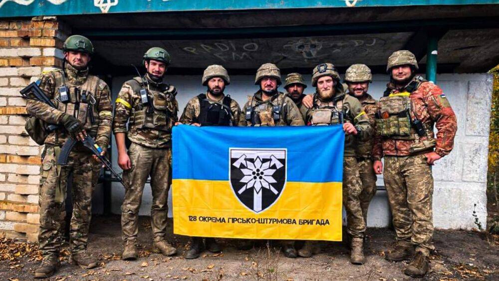 Красное в Херсонской области – под украинским флагом: кадры из освобожденного ВСУ поселка
