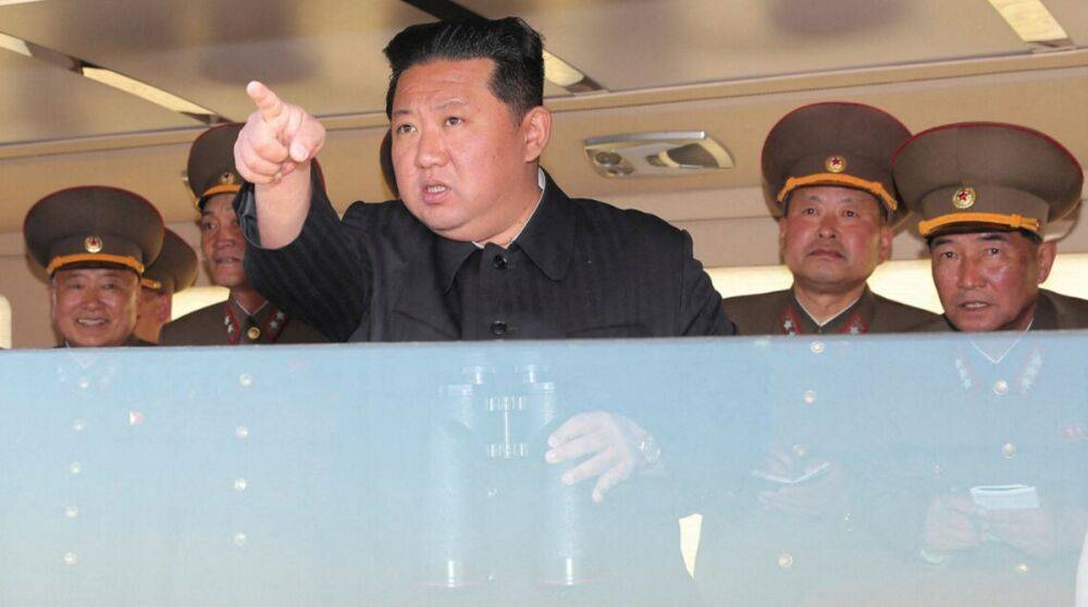 Северная Корея испытала две крылатые ракеты большой дальности