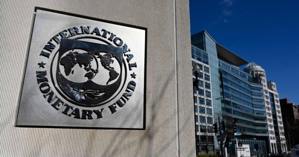 Украина получила от МВФ экстренные $1,3 млрд: куда потратят деньги