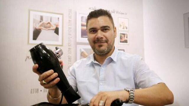 Самый добрый парикмахер Израиля: почему Рон из Ришон ле-Циона стрижет бесплатно