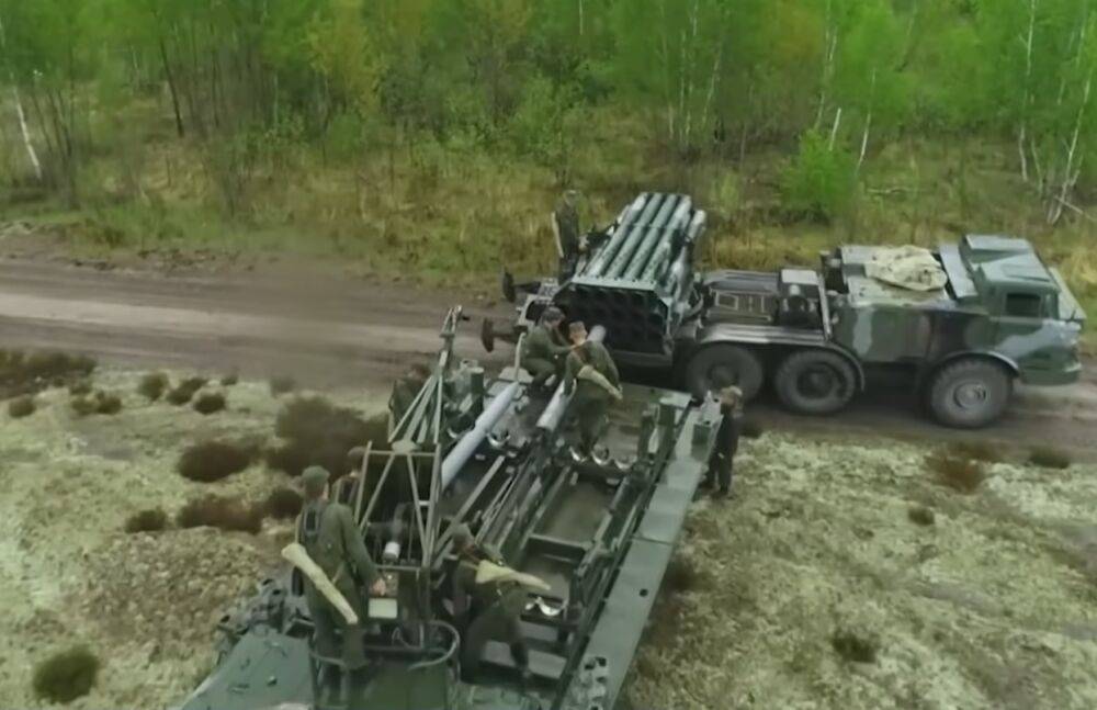 Подельник путина дал старт: лукашенко перебрасывает свежие войска на границу с Украиной