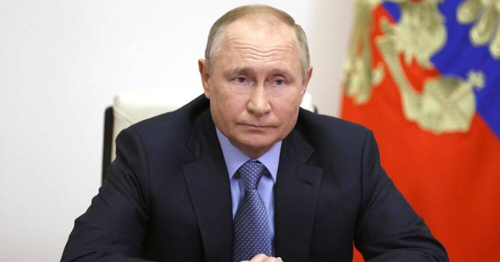 Путин объявил "военное положение" в Херсонской, Запорожской, Донецкой и Луганской областях