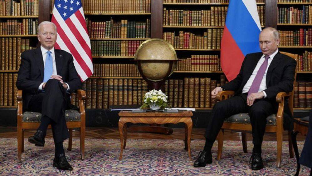 Байден не хочет встречи с Путиным на G20 даже в коридоре, – Politico