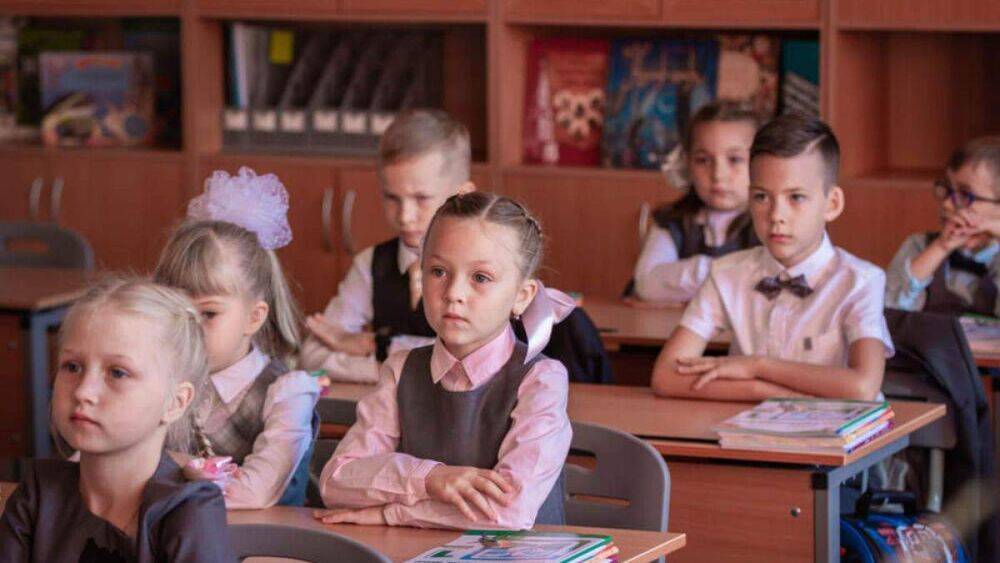 В России дети отказались писать письмо солдатам-оккупантам: сказали, что против войны