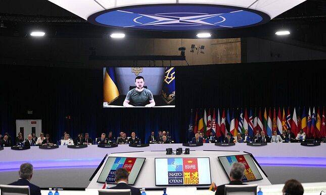 Украина подаст заявку на ускоренное вступление в НАТО