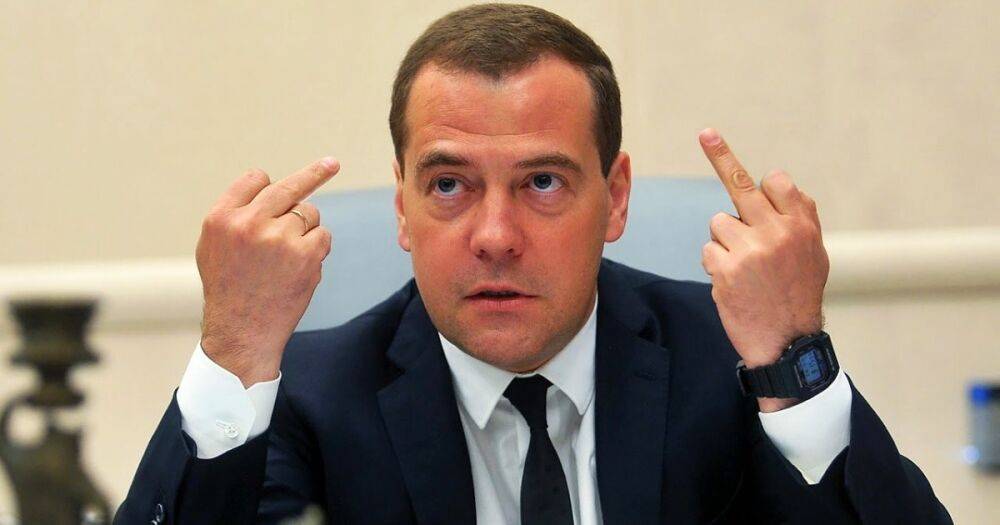 Уж точно не Германии говорить об этом: Медведев сравнил действия России и Третьего рейха