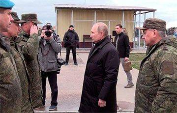Путин приехал к военным РФ на полигон со странным шрамом на руке